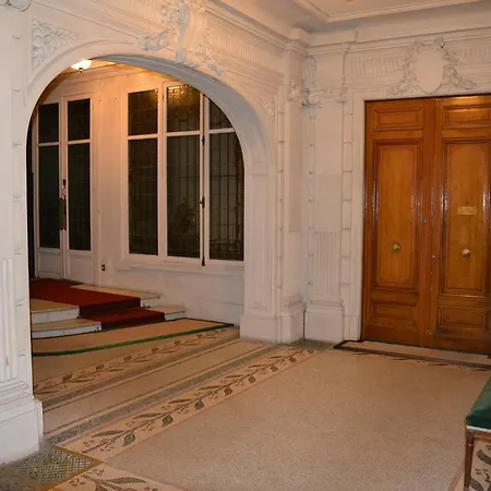 Prestigious Trocadero