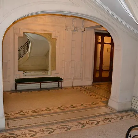 Prestigious Trocadero Apartment Paris