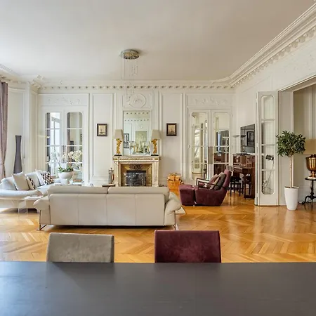 Prestigious Trocadero